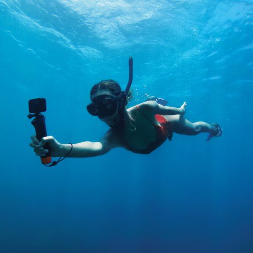 go-pro-hero-8-black-action-camera-snorkelling
